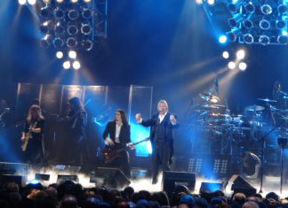Dave Chappelle, Elon Musk Refuse to Use They/Them Pronouns for Trans-Siberian Orchestra