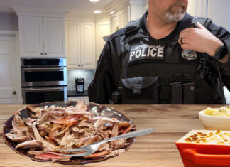 SPD Officer Instinctively Turns Off Body Cam Before Approaching Dark Turkey Meat