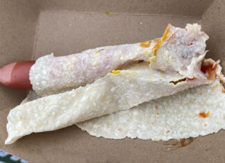 Norwegian Hot Dog Kindly Asks to Be Put Out of Its Misery