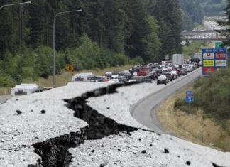 Apocalyptic Earthquake Headed for Seattle Stuck In Everett Traffic