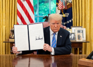 Trump Signs Executive Order Allowing US Men’s World Cup Team to Use Guns